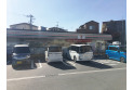 【コンビニ】セブンイレブン新座石神3丁目店　約420m