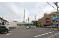 【コンビニ】ファミリーマート南大泉六丁目店　約390m