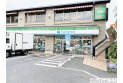 【コンビニ】ファミリーマート大泉インター店　約910m