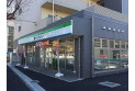 【コンビニ】ファミリーマート東伏見4丁目店　約150m