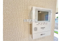 【設備】誰が来たか一目でわかるテレビモニター付きインターホン。