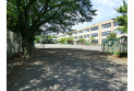 【小学校】第八小学校　約160m