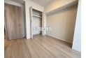 【内観】各部屋にはクローゼット付き。収納が多いお家はスッキリ快適空間です。