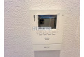 【設備】誰が来たか一目でわかるテレビモニター付きインターホン。