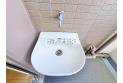 【設備】バルコニーに水栓がついております。ペットのシャンプーなどもしやすいです。