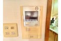 【設備】安心のオートロック機能付マンション。お部屋のTVモニターで来訪者がチェックできます。
