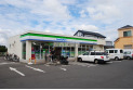 【コンビニ】ファミリーマート川越寺尾店　約300m