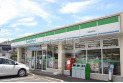 【コンビニ】ファミリーマート川越熊野町店　約1,000m