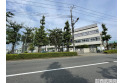 【小学校】本村小学校　約130m