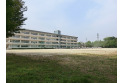 【中学校】第六中学校　約2,400m