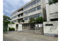 【中学校】下里中学校　約880m