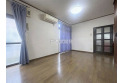 【居間】CG加工にて家具や生活雑貨は消してます。