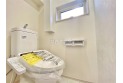 【トイレ】１Ｆ・２Ｆのトイレは温水洗浄便座付で毎日清潔・快適