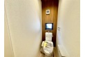 【トイレ】いつも綺麗に清潔に。洗浄機能付きトイレです。