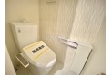 【トイレ】いつも綺麗に清潔に。洗浄機能付きトイレです。