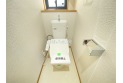 【トイレ】いつも綺麗に清潔に。洗浄機能付きトイレです。