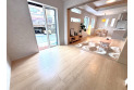 【内観】明るい部屋はそれだけで気分が晴れやかになりますね。
