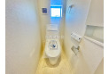 【トイレ】いつも綺麗に清潔に。洗浄機能付きトイレです。