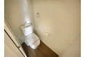 【トイレ】いつも綺麗に清潔に。洗浄機能付きトイレです。