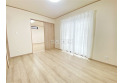 【内観】明るい部屋はそれだけで気分が晴れやかになりますね。