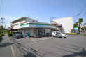 【コンビニ】ファミリーマート　約410m