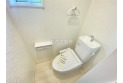 【トイレ】いつも綺麗に清潔に。洗浄機能付きトイレです。
