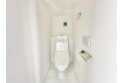 【トイレ】いつも綺麗に清潔に。洗浄機能付きトイレです。