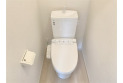 【トイレ】いつも綺麗に清潔に。洗浄機能付きトイレです。