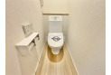 【トイレ】いつも綺麗に清潔に。洗浄機能付きトイレです。