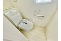 【トイレ】いつも綺麗に清潔に。洗浄機能付きトイレです。