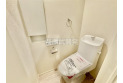 【トイレ】いつも綺麗に清潔に。洗浄機能付きトイレです。