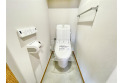 【トイレ】いつも綺麗に清潔に。洗浄機能付きトイレです。