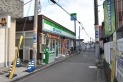 【コンビニ】ファミリーマート新所沢駅西口店　約60m