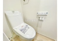 【トイレ】いつも綺麗に清潔に。洗浄機能付きトイレです。