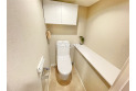 【トイレ】いつも綺麗に清潔に。洗浄機能付きトイレです。