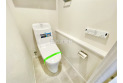 【トイレ】いつも綺麗に清潔に。洗浄機能付きトイレです。