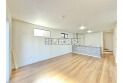【居間】【1階LDK21.5帖】