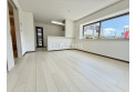 【居間】LDK13.5帖
