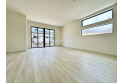 【居間】LDK20.2帖
