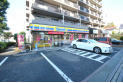 【コンビニ】ミニストップ新狭山店　約230m