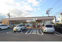 【コンビニ】セブンイレブン狭山根岸店　約570m