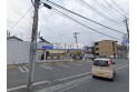 【コンビニ】ローソンスリーエフ元加治駅南店　約80m