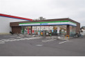 【コンビニ】ファミリーマート飯能岩沢店　約650m