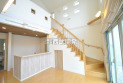 【居間】こだわりのリビング階段