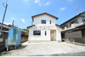 【外観】南側隣家が平家建のため陽当たり良好です。
