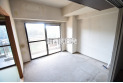 【内観】景色の良い明るい洋室