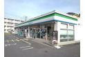 【コンビニ】ファミリーマート　約95m