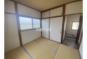 【内観】２階和室４．５帖