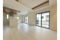 【居間】LDK19.5帖