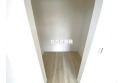 【収納】２階洋室８．７帖備え付けのウォークインクローゼット